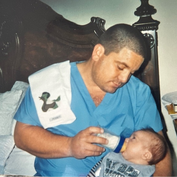 IF U HAVE A MOMENTโฆ. PLEASE READ TO UNDERSTAND Y I SELL ON POSHMARKโฆ๐๐ - Picture 9 of 15